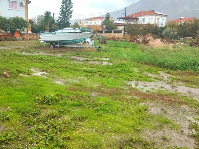 LAND FOR SALE IN KYRENIA LAPTA, WALKING DISTANCE TO THE SEA!!