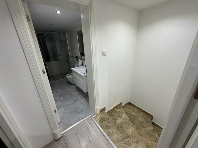 VOLLSTÄNDIG MÖBLIERTE 3+1 DUPLEX-WOHNUNG ZU VERMIETEN IN GIRNE KARAOĞLANOĞLU!!