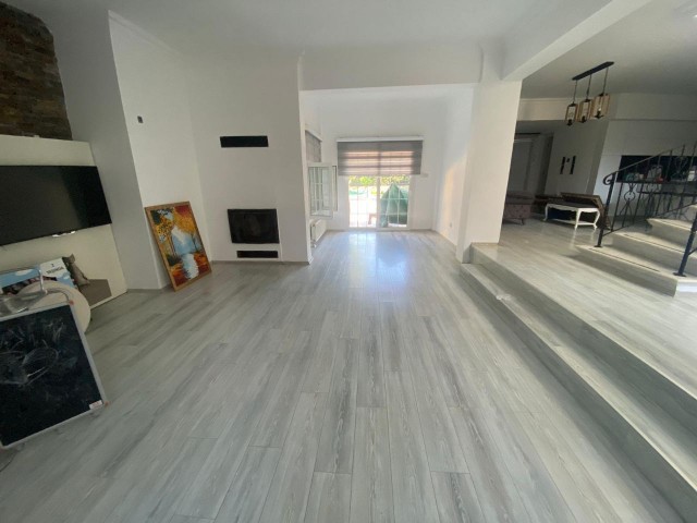 3+1 VILLA MIT POOL ZU VERKAUFEN AUF 1000 m2 GRUNDSTÜCK IN BELLAPAIS, KYRENIA!!