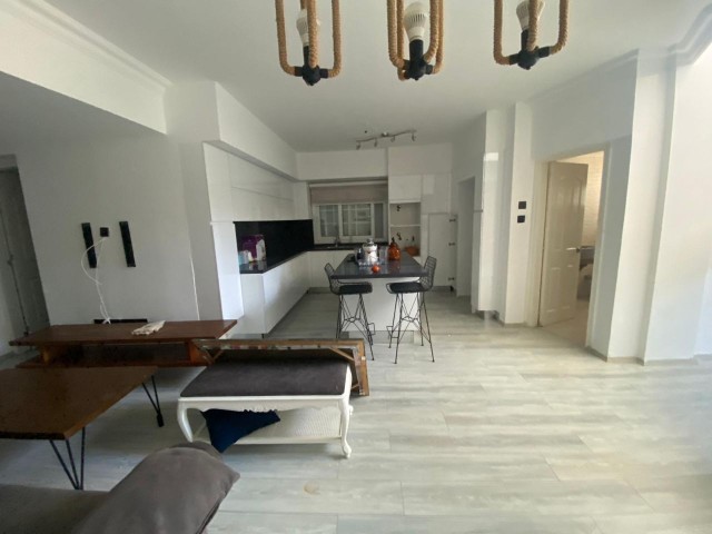 3+1 VILLA MIT POOL ZU VERKAUFEN AUF 1000 m2 GRUNDSTÜCK IN BELLAPAIS, KYRENIA!!