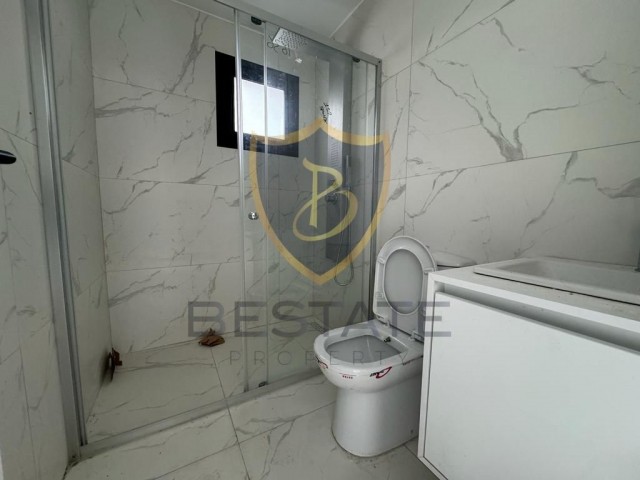 3+1 PENTHOUSE FOR SALE IN KYRENIA CENTER!!