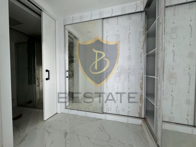 3+1 PENTHOUSE FOR SALE IN KYRENIA CENTER!!