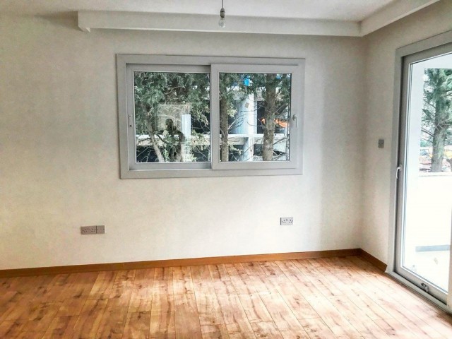 2+1 FLAT FOR SALE IN AMAZING LOCATION IN KYRENIA CENTER!!