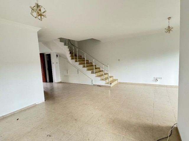 3+1 VILLA FOR SALE AT OPPORTUNITY PRICE IN MİNARELİKÖY, NICOSIA!!