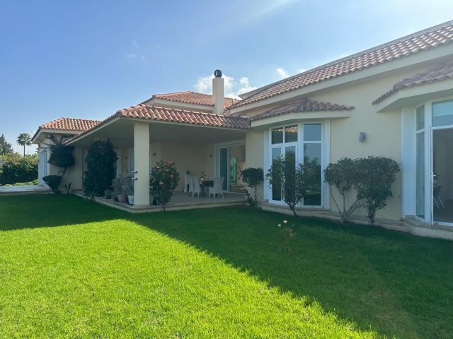 3+1 FREISTEHENDE VILLA ZUM VERKAUF AUF 2 GRUNDSTÜCKEN IN ÇATALKÖY, GIRNE!!