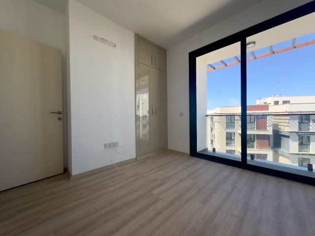 NEW UNFURNISHED 2+1 FLAT FOR RENT IN KYRENIA CENTER WITH MOUNTAIN AND SEA VIEW!!