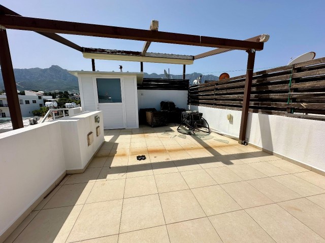 2+1 Penthouse for Sale by the Sea in Karaoğlanoğlu, Kyrenia