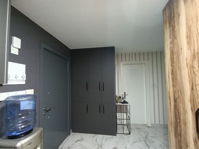 FULLY FURNISHED 2+1 FLAT FOR SALE IN KYRENIA CENTER!!
