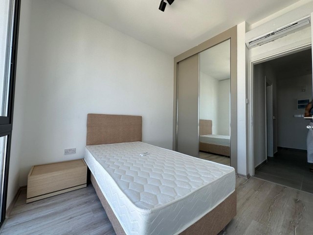 GİRNE ALSANCAK'TA DENİZ MANZARALI 145 M2 SATILIK 2+1 DAİRE !!