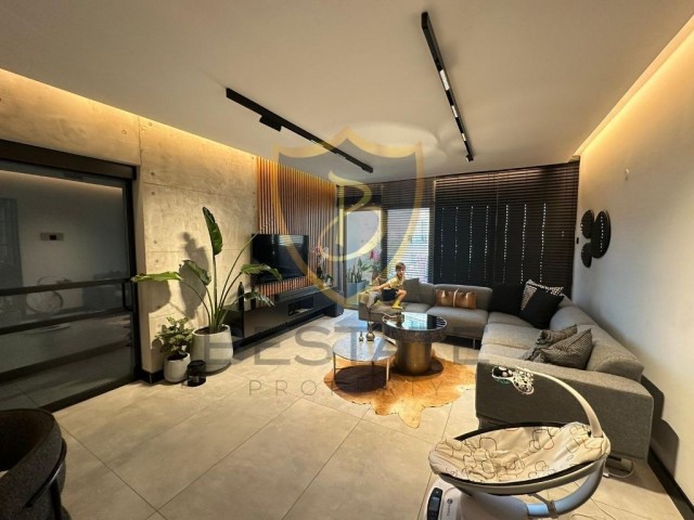 آپارتمان 3+1 داخلی کاملا بازسازی شده برای فروش در DOĞANKÖY، GİRNE!!