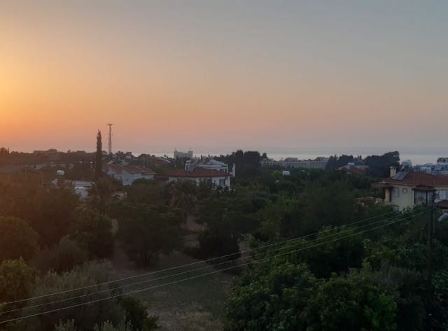 KYRENIA LAPTADA 2 + 1 FERIENWOHNUNGEN MIT MEERBLICK ** 