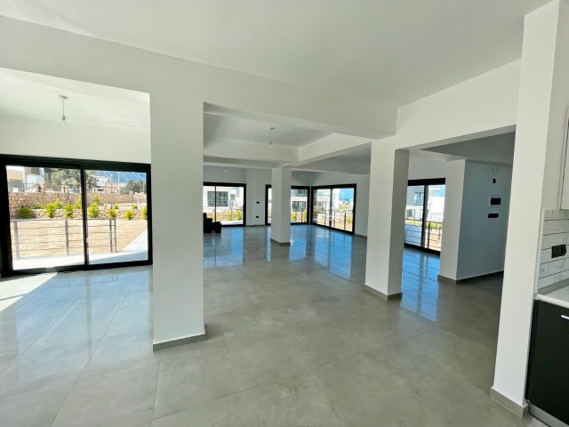 Kyrenia Çatalköy magnificent Villas for sale ** 