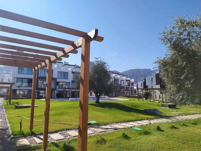 Girne Son 1 Adet  Mükemmel Triplex 3+1 Ev