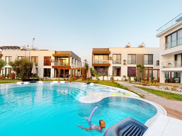 Girne Son 1 Adet  Mükemmel Triplex 3+1 Ev