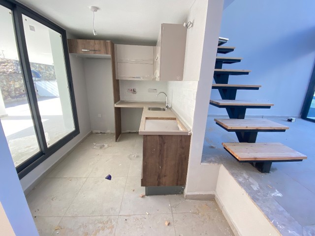 Flat For Sale in Alsancak, Kyrenia