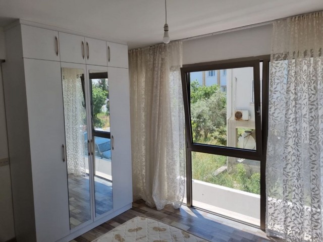 2+1 WOHNUNG ZU VERMIETEN IM KYRENIA CENTER, LUXURIÖSE WOHNUNG