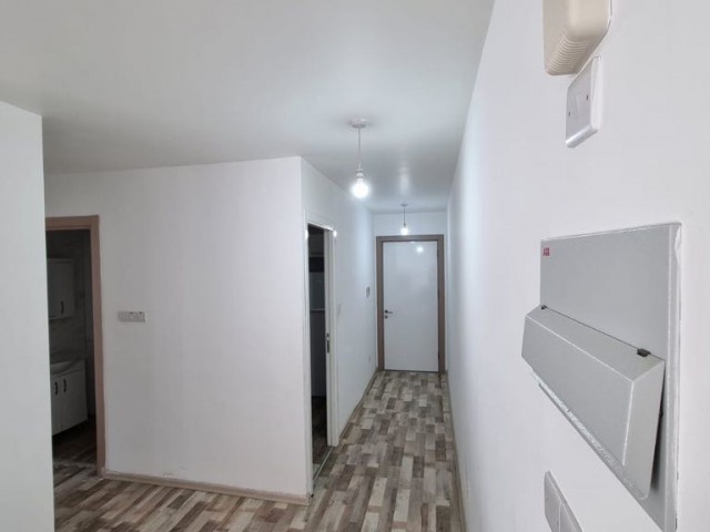 2+1 WOHNUNG ZU VERMIETEN IM KYRENIA CENTER, LUXURIÖSE WOHNUNG