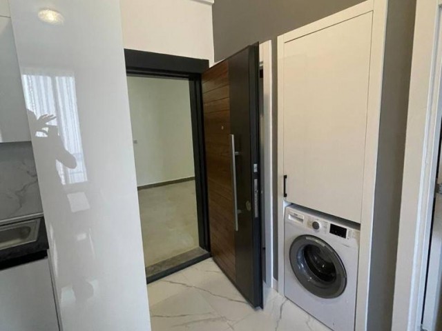 ALSANCAK 1+1 Flat For Rent Near Şokmar Premium