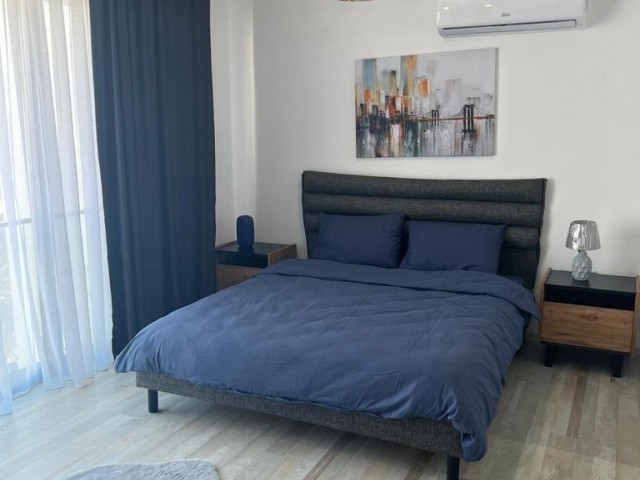 Girne Zeytinlik Havuzlu Site İçerisinde 3+1 Full Eşyalı Villa