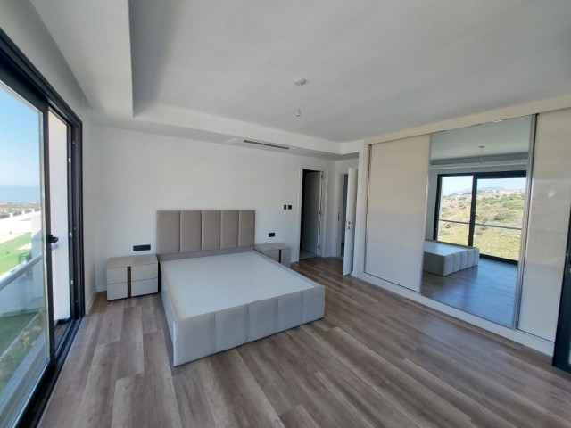 ATEMBERAUBENDE LUX-VILLA IN ARAPKÖY, KYRENIA