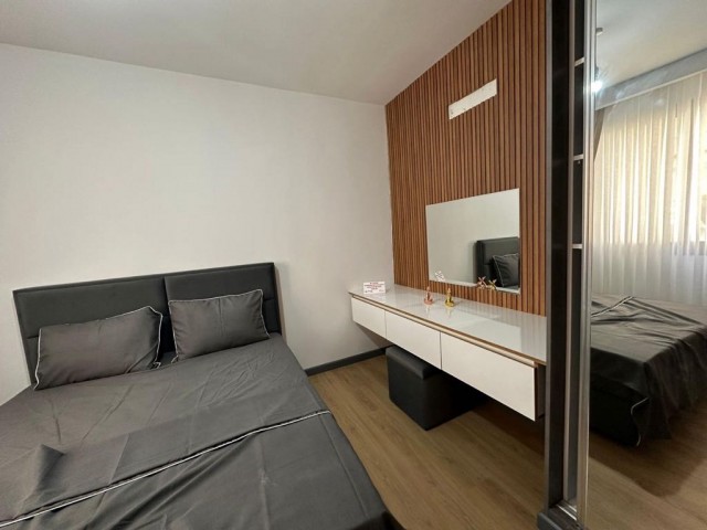 آپارتمان صفر باغ در سایتی با استخر در گیرنه آلسانچک