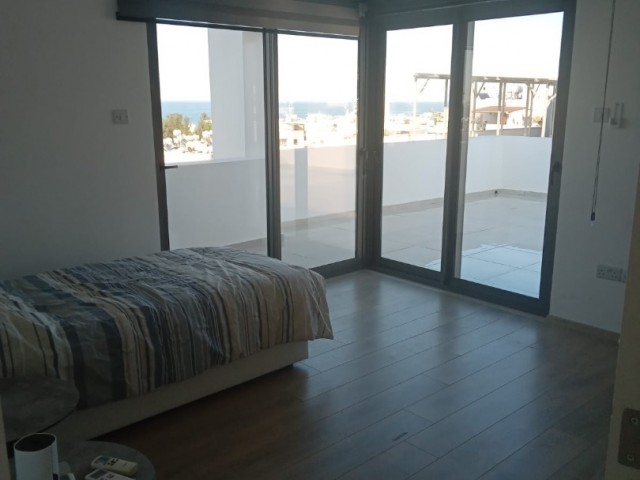 Penthouse for rent near Kyrenia no:1 Cafe