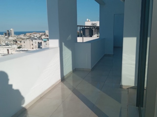 Penthouse for rent near Kyrenia no:1 Cafe