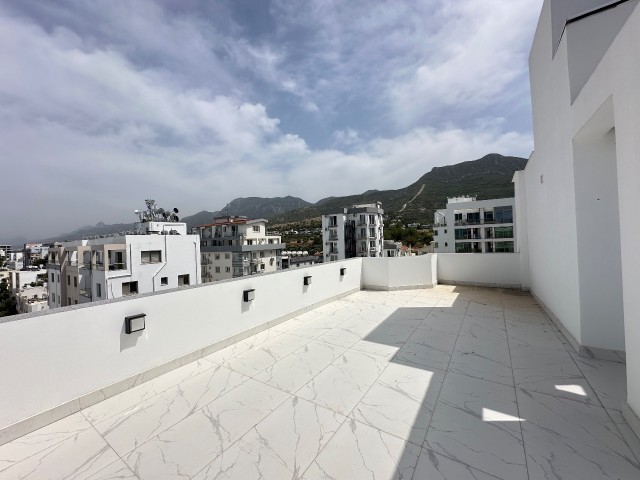 Penthouse For Sale in Girne Merkez, Kyrenia