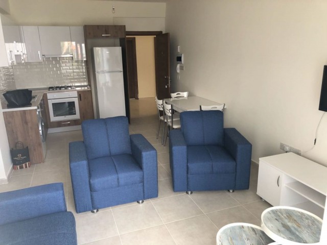 Yeni eşyalı,  türk lirasına kiralık daire -  Duraklara yakın 2+1