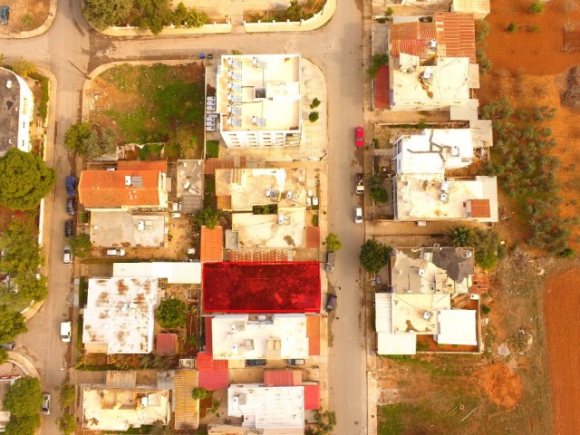 GRUNDSTÜCK ZUM VERKAUF MIT 3-ETAGEN-ZONENEINRICHTUNG IN DER REGION FAMAGUSTA MARAŞ