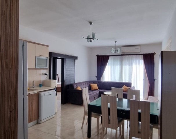 FIRSAT DAİRE!!! GAZİMAĞUSA MERKEZDE 2 YATAK ODALI SATILIK DAİRE