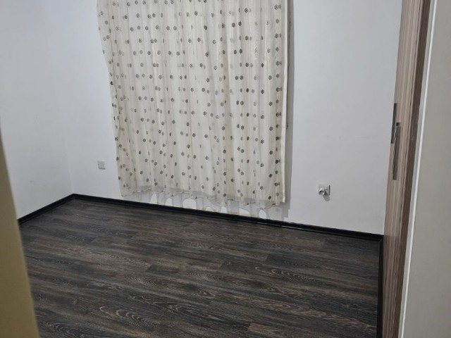 GAZİMAĞUSA MERKEZDE 2+1 FULL EŞYALI KİRALIK DAİRE