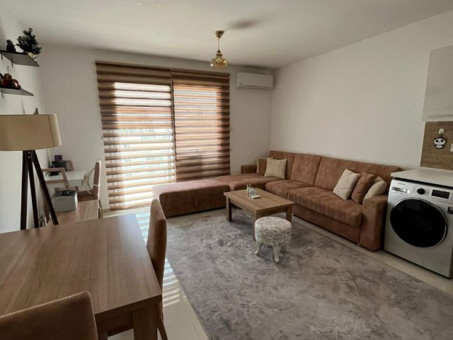 FULLY FURNISHED 2+1 FLAT FOR URGENT SALE, WHETHER INVESTMENT OR RESIDENCE, IN THE CENTER OF KYRENIA