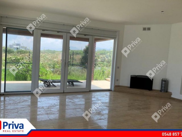 Villa For Sale in Çatalköy, Kyrenia