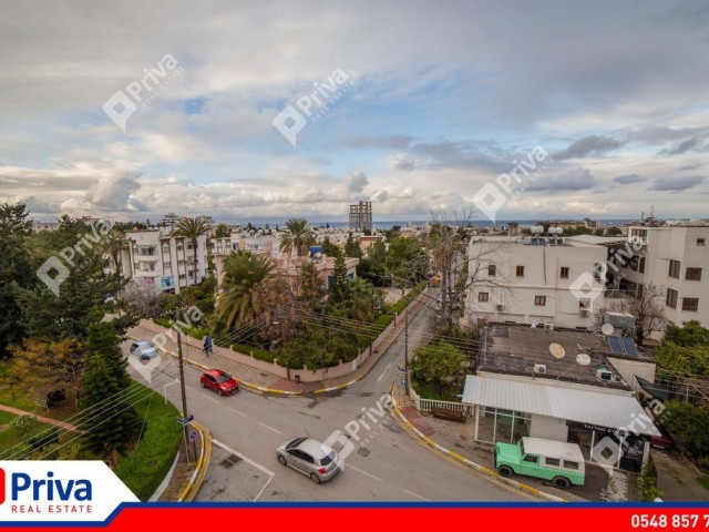 3 BEDROOM FLAT IN KYRENIA CITY CENTER