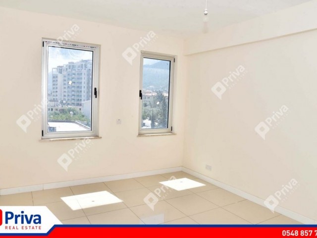 Flat To Rent in Girne Merkez, Kyrenia