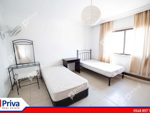 Flat To Rent in Girne Merkez, Kyrenia