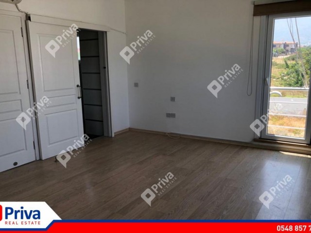 4 BEDROOM VİLLA FOR RENT İN KYRENİA