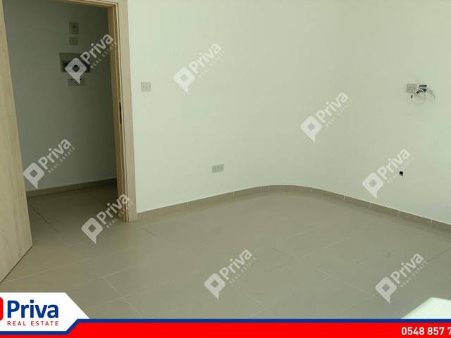 Flat To Rent in Girne Merkez, Kyrenia