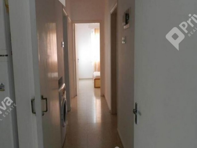 GİRNE MERKEZDE 3+1 SATILIK DAİRE