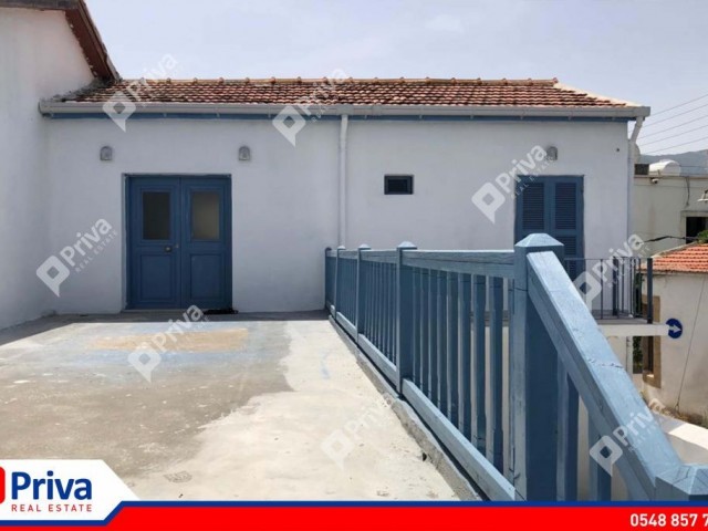 Detached House To Rent in Girne Merkez, Kyrenia