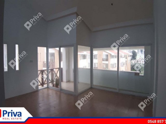 Flat For Sale in Girne Merkez, Kyrenia