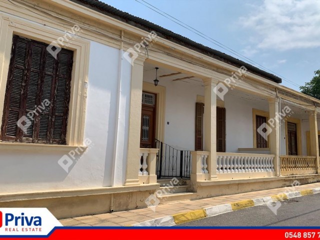 3+1 DETACHED HOUSE FOR SALE IN THE CENTER OF KYRENIA, CYPRUS ** 