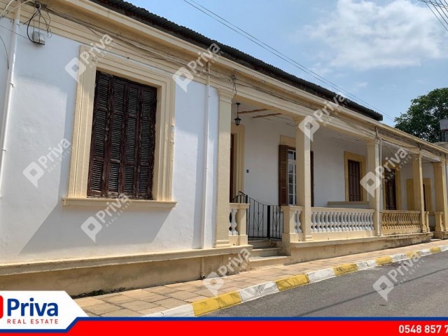 3+1 DETACHED HOUSE FOR SALE IN THE CENTER OF KYRENIA, CYPRUS ** 