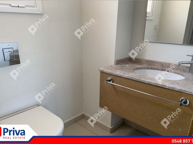 KYRENİA FLAT FOR RENT 1+1 400 GBP/MONTH