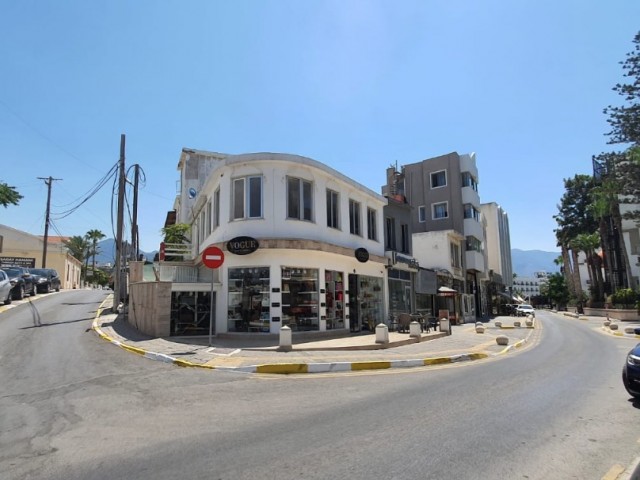 Geschäft Mieten in Aşağı Girne, Kyrenia