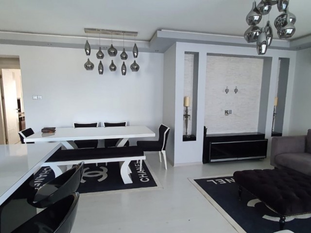 Flat For Sale in Aşağı Girne, Kyrenia