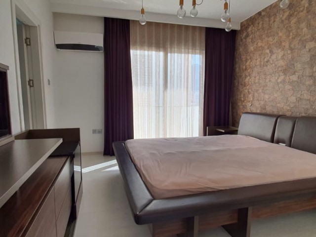 Flat For Sale in Aşağı Girne, Kyrenia