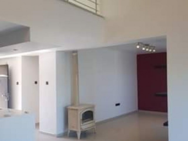 2 bedroom dublex flat