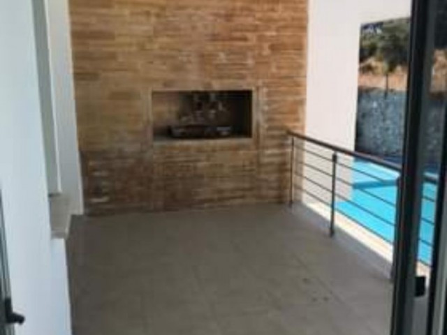 Flat For Sale in Doğanköy, Kyrenia